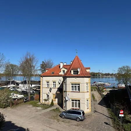 Crystal View -